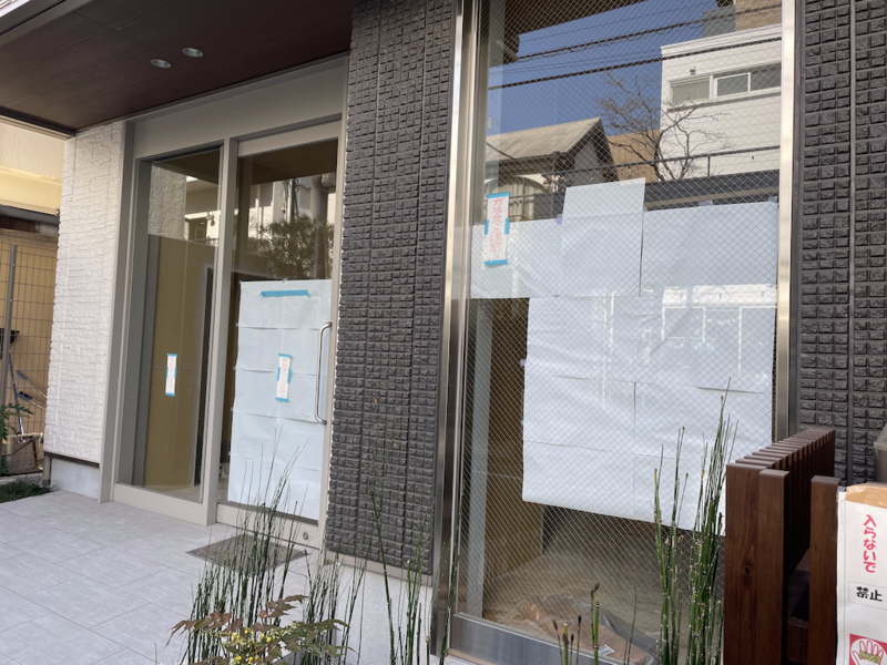 ▲閉店後、内観を改装するようすも:編集部撮影 アパレル コロナ 閉店