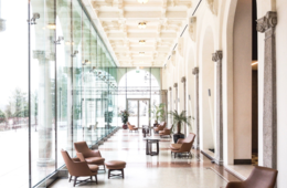 RPAをホテルに導入して業務効率化／予約管理や会計経理業務・導入事例