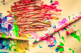 ヒューリスティックとは？意思決定に使われる法則の主な種類・マーケティング活用例を紹介