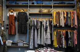 ディドロ効果とは | セット販売などマーケティングへの応用例を紹介