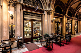 ファサードとは？思わず入りたくなる店舗デザインのポイント・飲食店事例