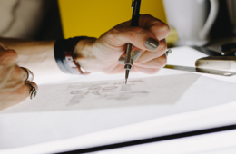 意匠登録とは？ユニクロ・くら寿司など4件登録。店舗のデザインを知的財産として保護