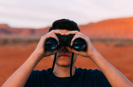 オブザベーション（行動観察調査）とは？マーケティングに取り入れるメリットや企業の実施例を紹介