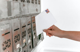 ポスティングとは｜特定のエリアに確実に情報を届ける広告手法・メリットや向いている業種は？