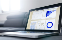 クロスセルとは｜マーケティングの成功に欠かせない、顧客に関連商品の購入をすすめる営業手法
