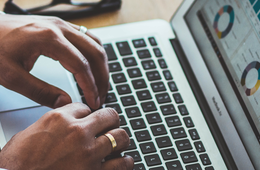 LTVとは？顧客からの利益を予測して効果的なマーケティングを。計算方法や利益向上のための施策を解説