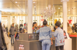 クロスセルとは？アップセルとの意味の違いも | 顧客単価に注目し売上UPへ