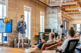 みんなの英語ひろばとは？無料で掲載・利用できる英会話教室ポータルサイト。特徴や掲載方法を解説