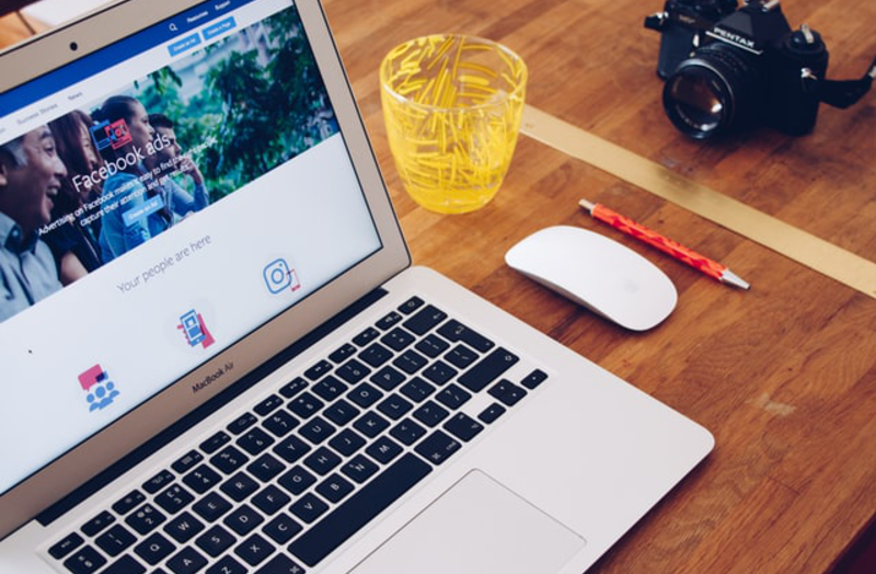 Facebookで集客と認知度アップ!業界別の成功事例と具体的な活用方法まとめ