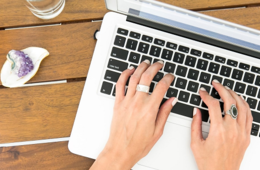 リザエンとは？予約システムの特徴から使い方・費用まで徹底解説・STORES予約との比較