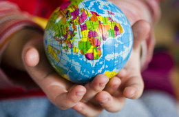 サステナビリティとは？意味・経営におけるメリットまで解説！多角的に取組む企業事例も